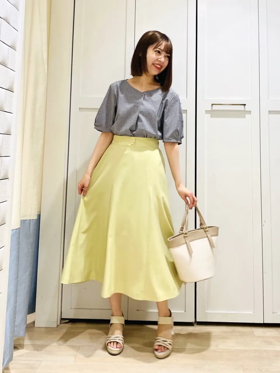 ANY SIS スタッフ コーディネート画像