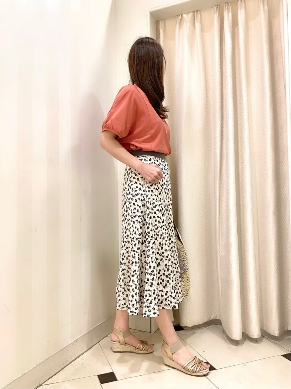 ANY SIS 金井 コーディネート画像