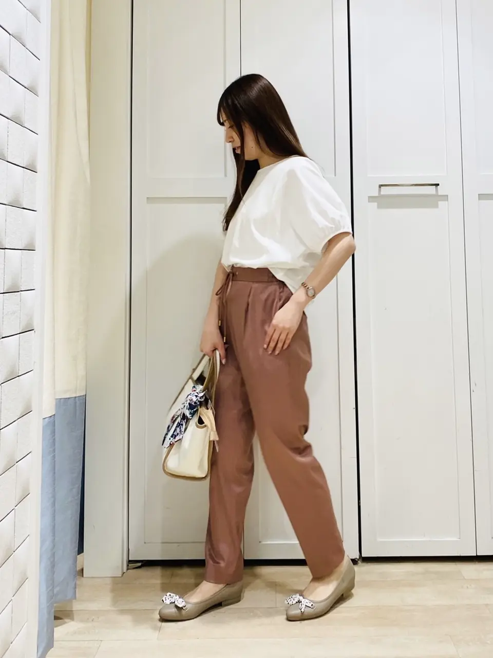 ANY SIS スタッフ コーディネート画像