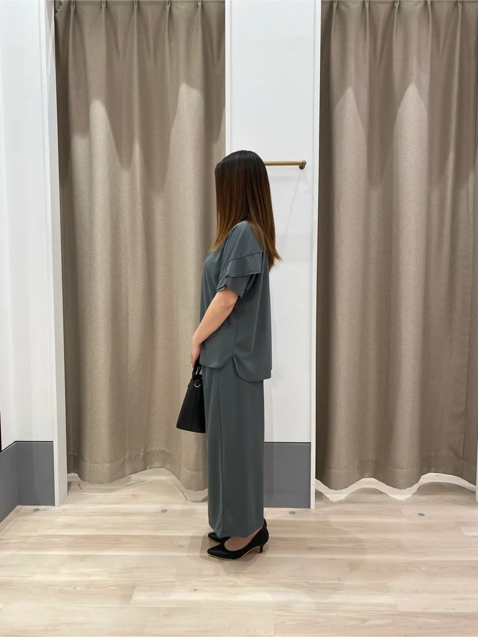 ANY SIS 瀬野 コーディネート画像