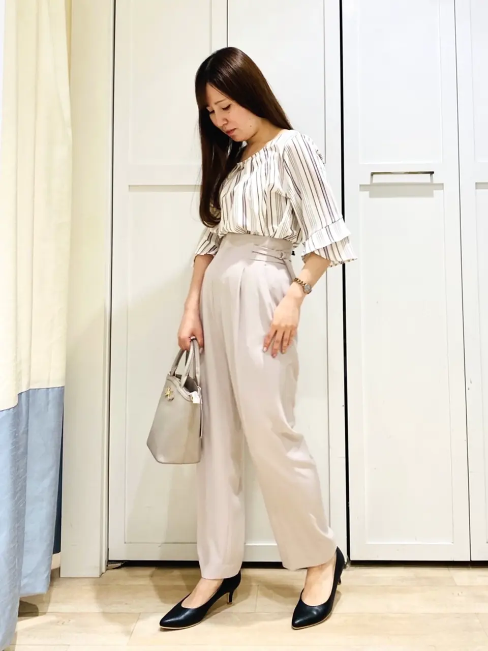 ANY SIS スタッフ コーディネート画像