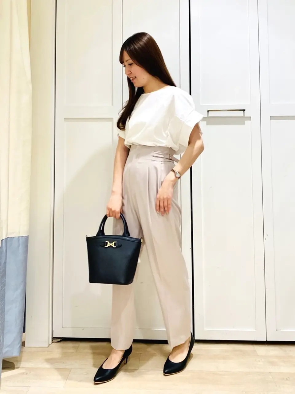 ANY SIS スタッフ コーディネート画像