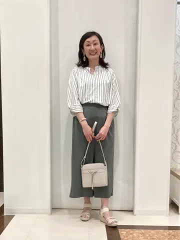 ANY SIS スタッフ コーディネート画像