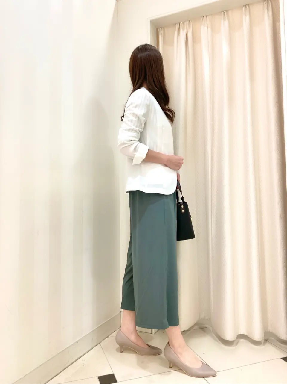 ANY SIS 金井 コーディネート画像