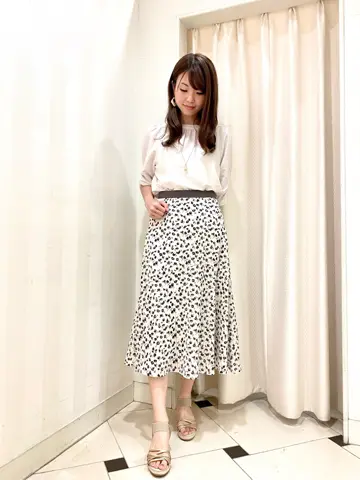 ANY SIS 金井 コーディネート画像