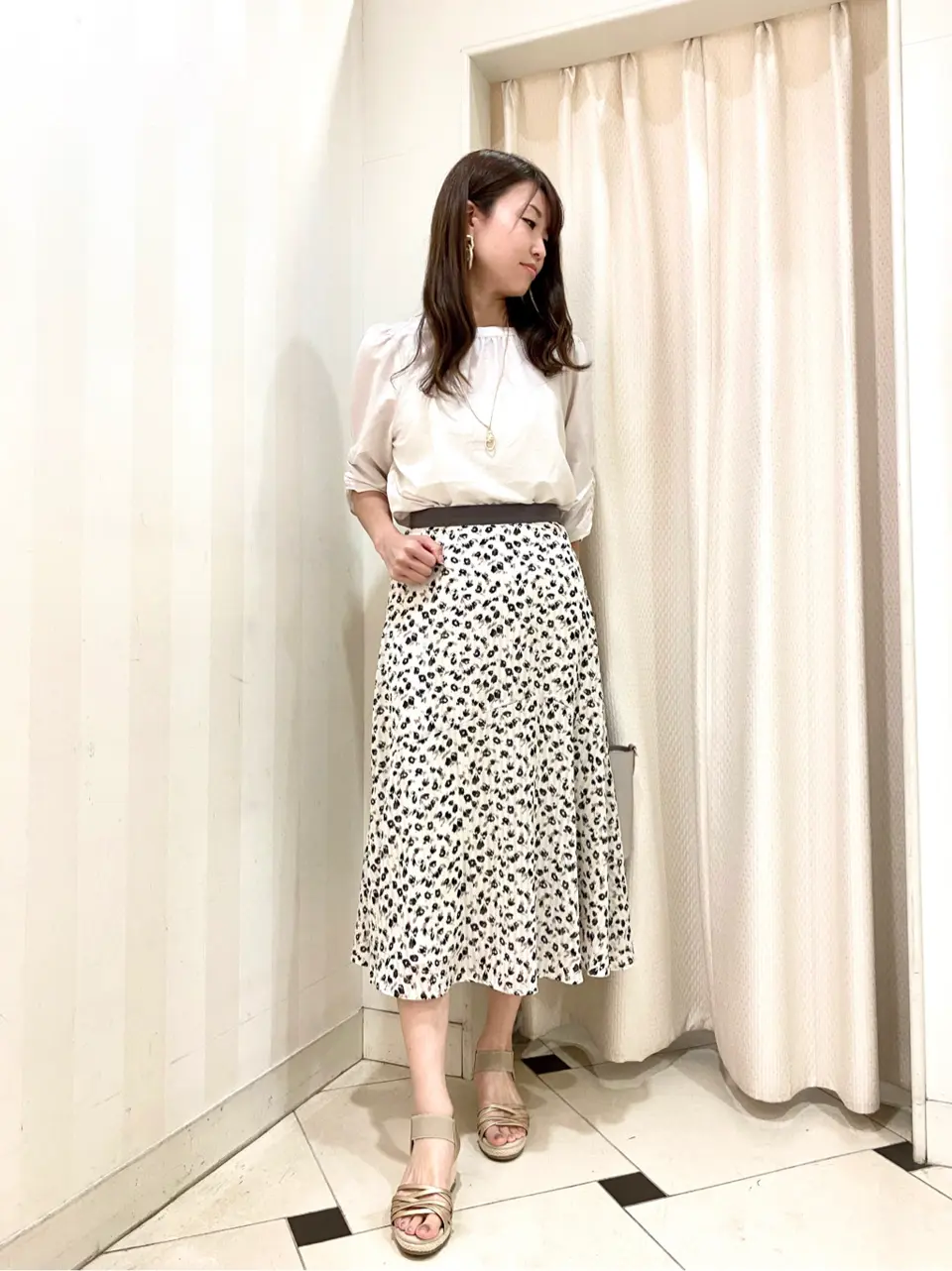 ANY SIS 金井 コーディネート画像