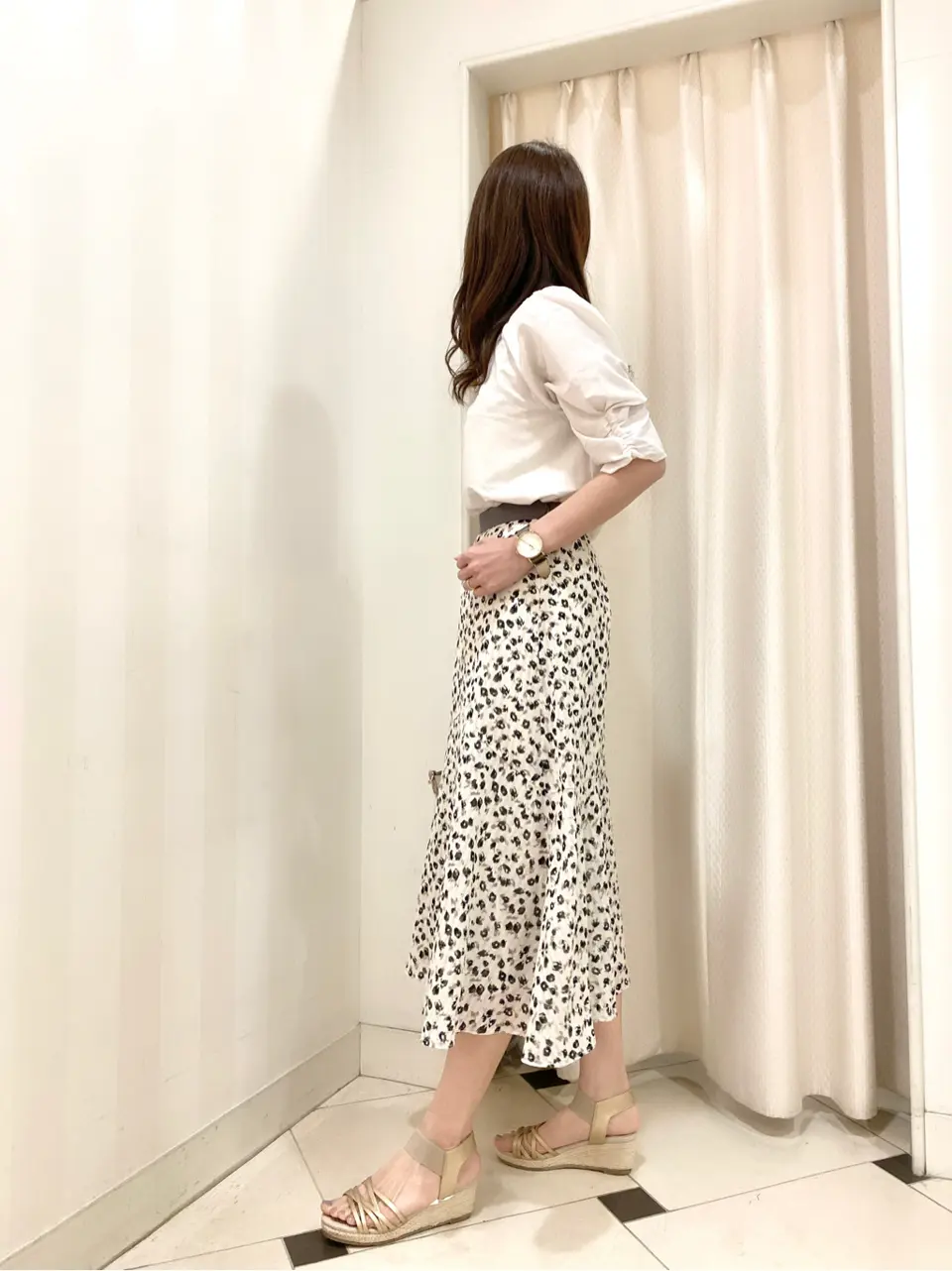 ANY SIS 金井 コーディネート画像