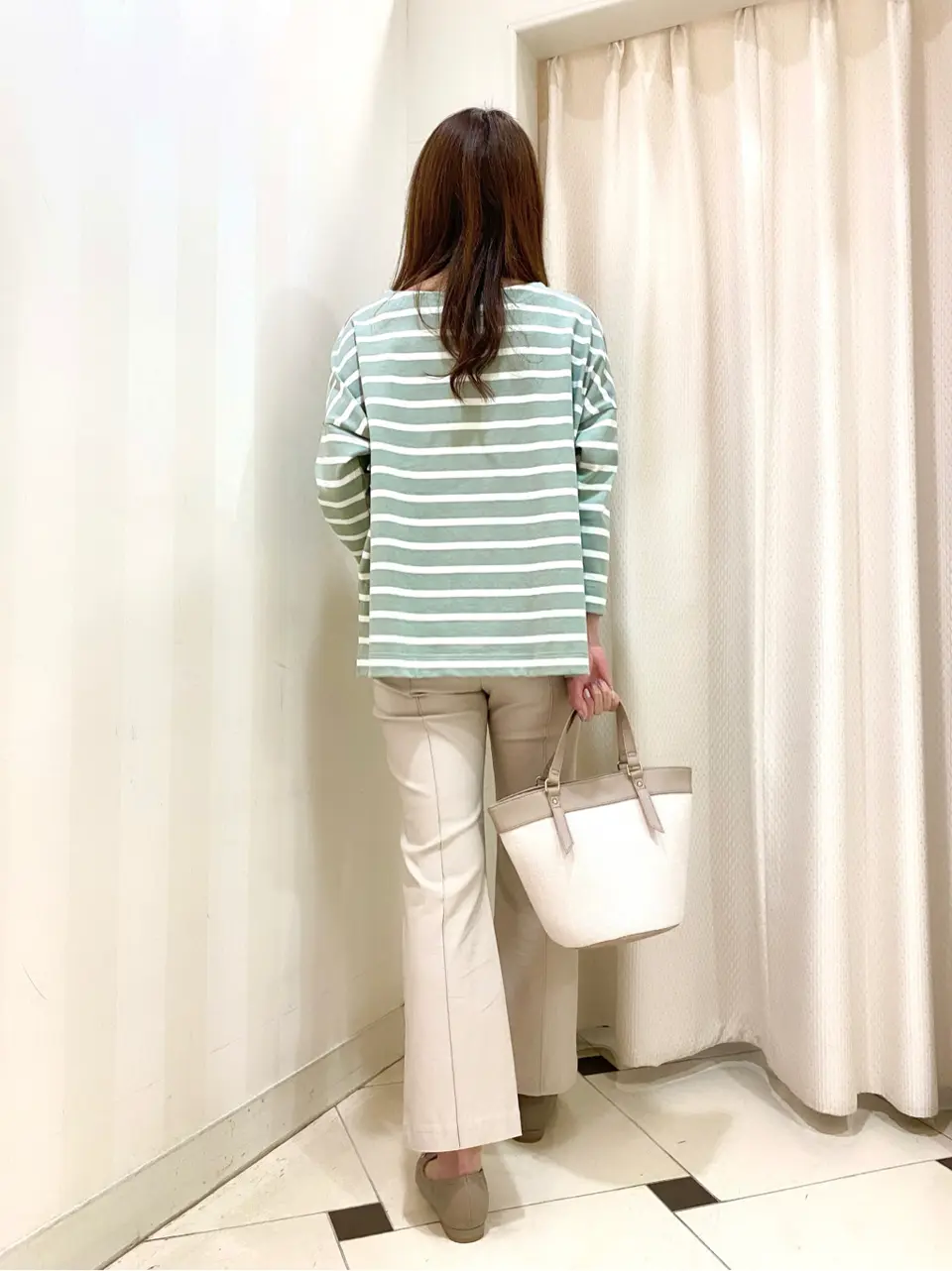 ANY SIS 金井 コーディネート画像