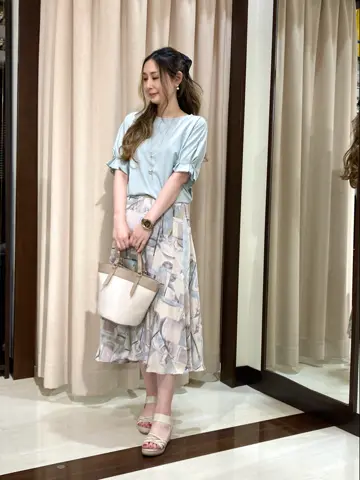 ANY SIS STAFF コーディネート画像