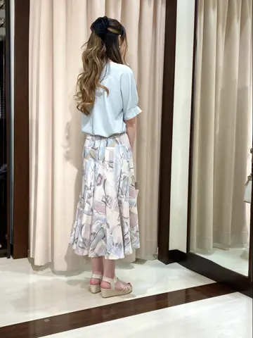 ANY SIS STAFF コーディネート画像