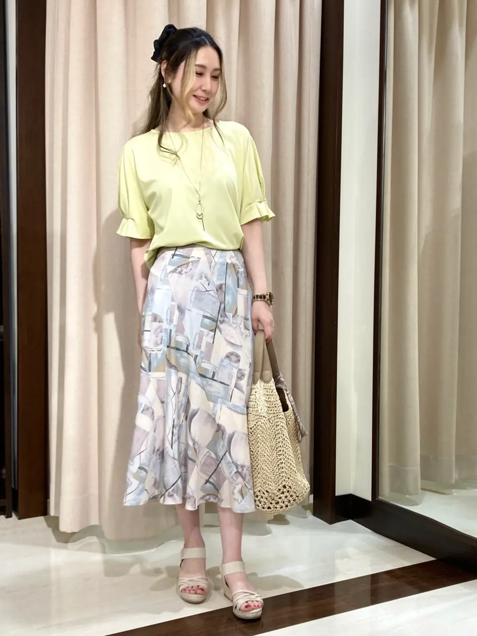 ANY SIS STAFF コーディネート画像