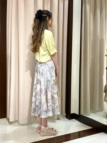 ANY SIS STAFF コーディネート画像