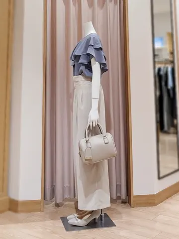 ANY SIS 岩田 コーディネート画像