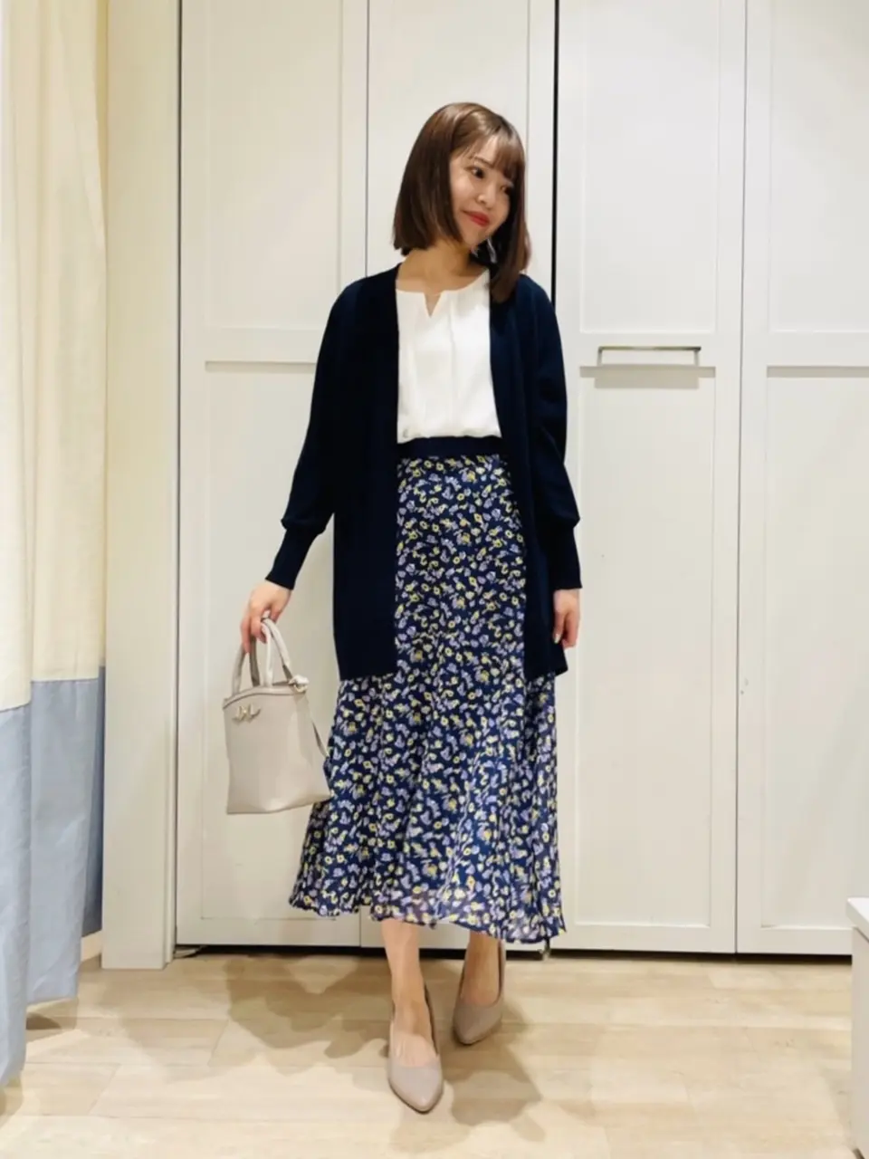 ANY SIS スタッフ コーディネート画像