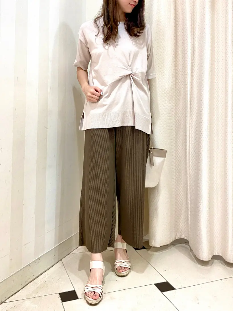 ANY SIS 金井 コーディネート画像