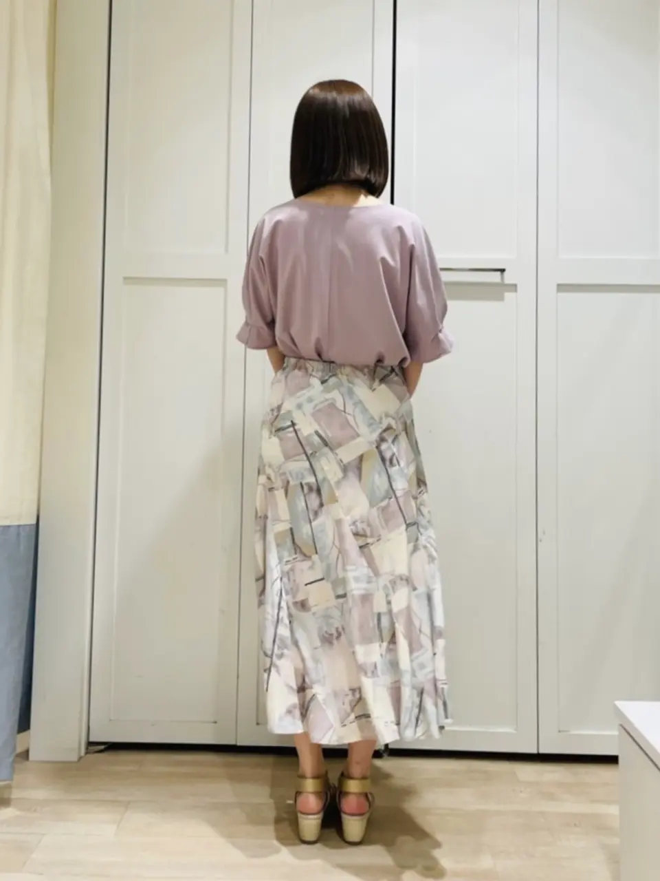 ANY SIS スタッフ コーディネート画像