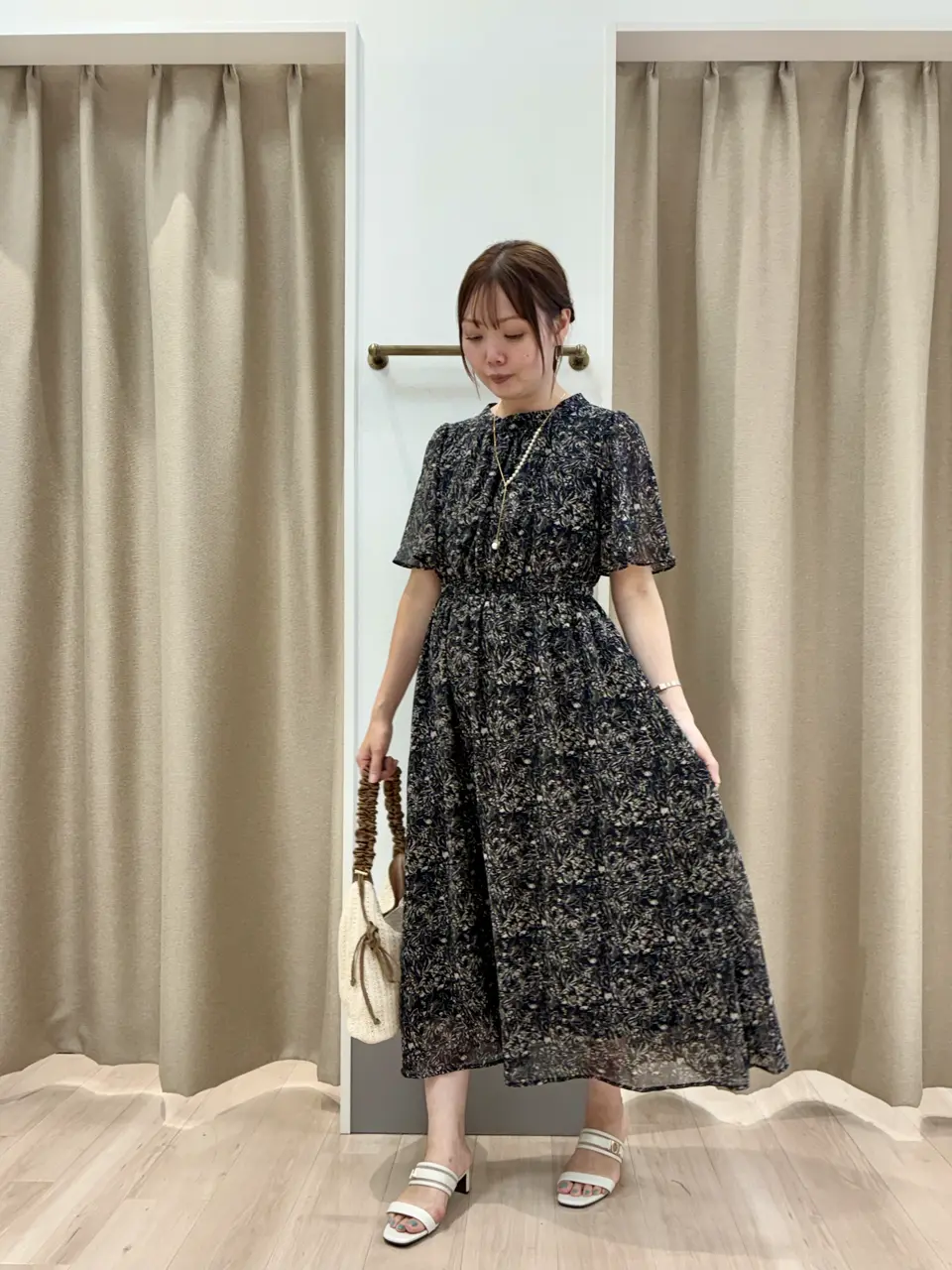 ANY SIS 笠羽 コーディネート画像