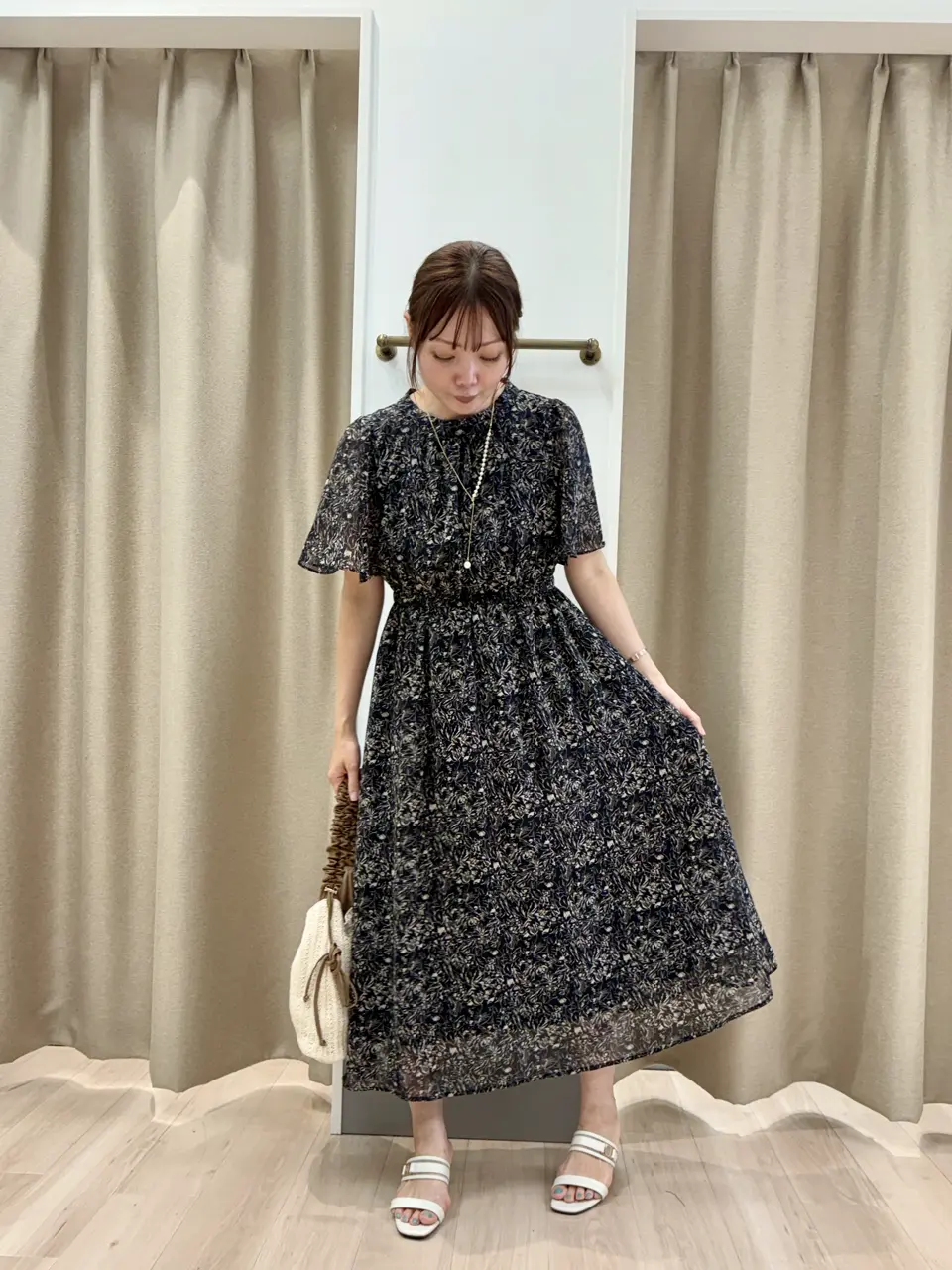 ANY SIS 笠羽 コーディネート画像