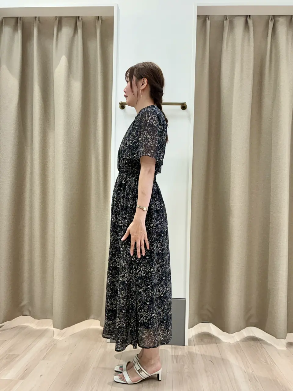 ANY SIS 笠羽 コーディネート画像