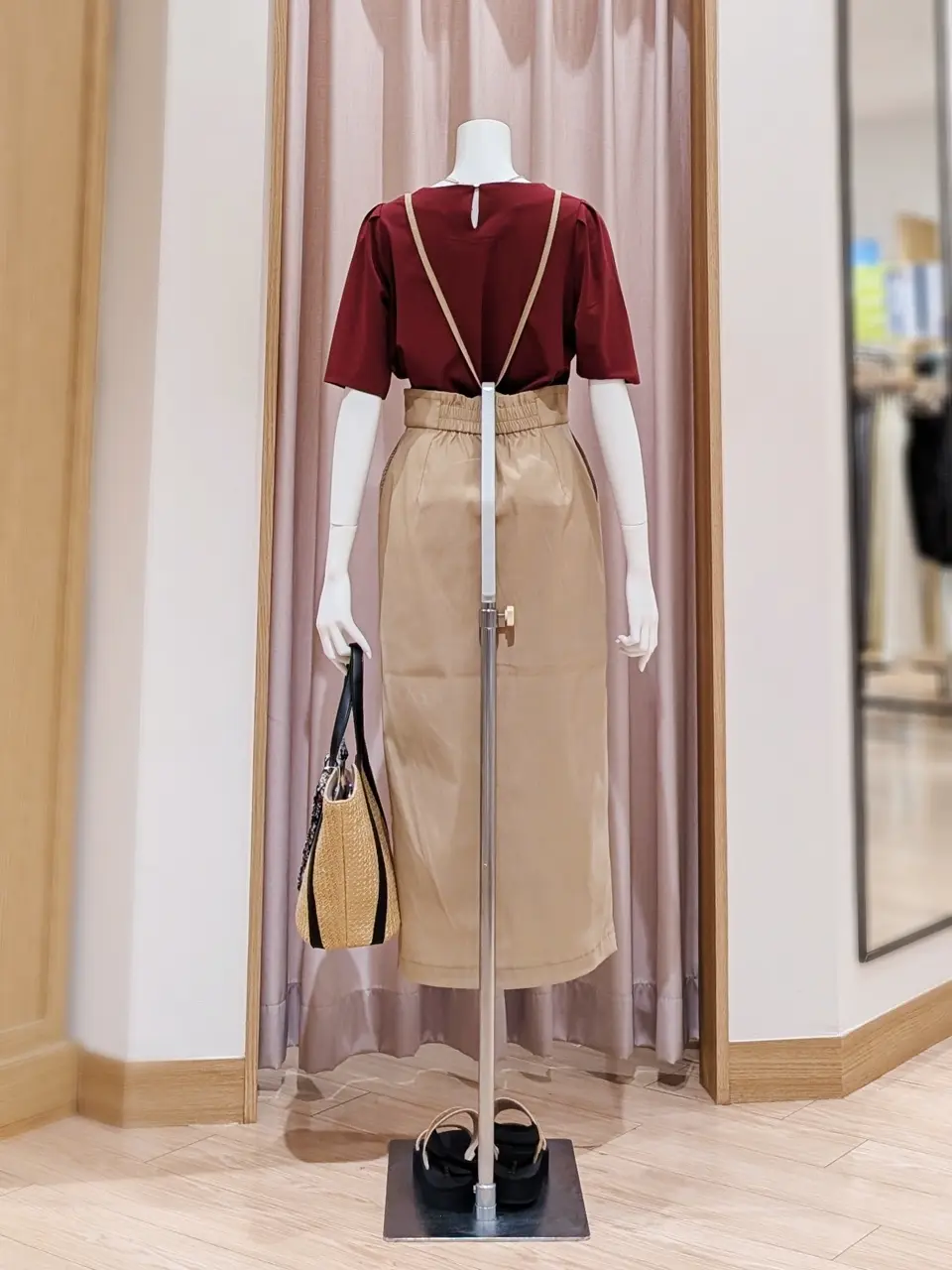 ANY SIS 岩田 コーディネート画像