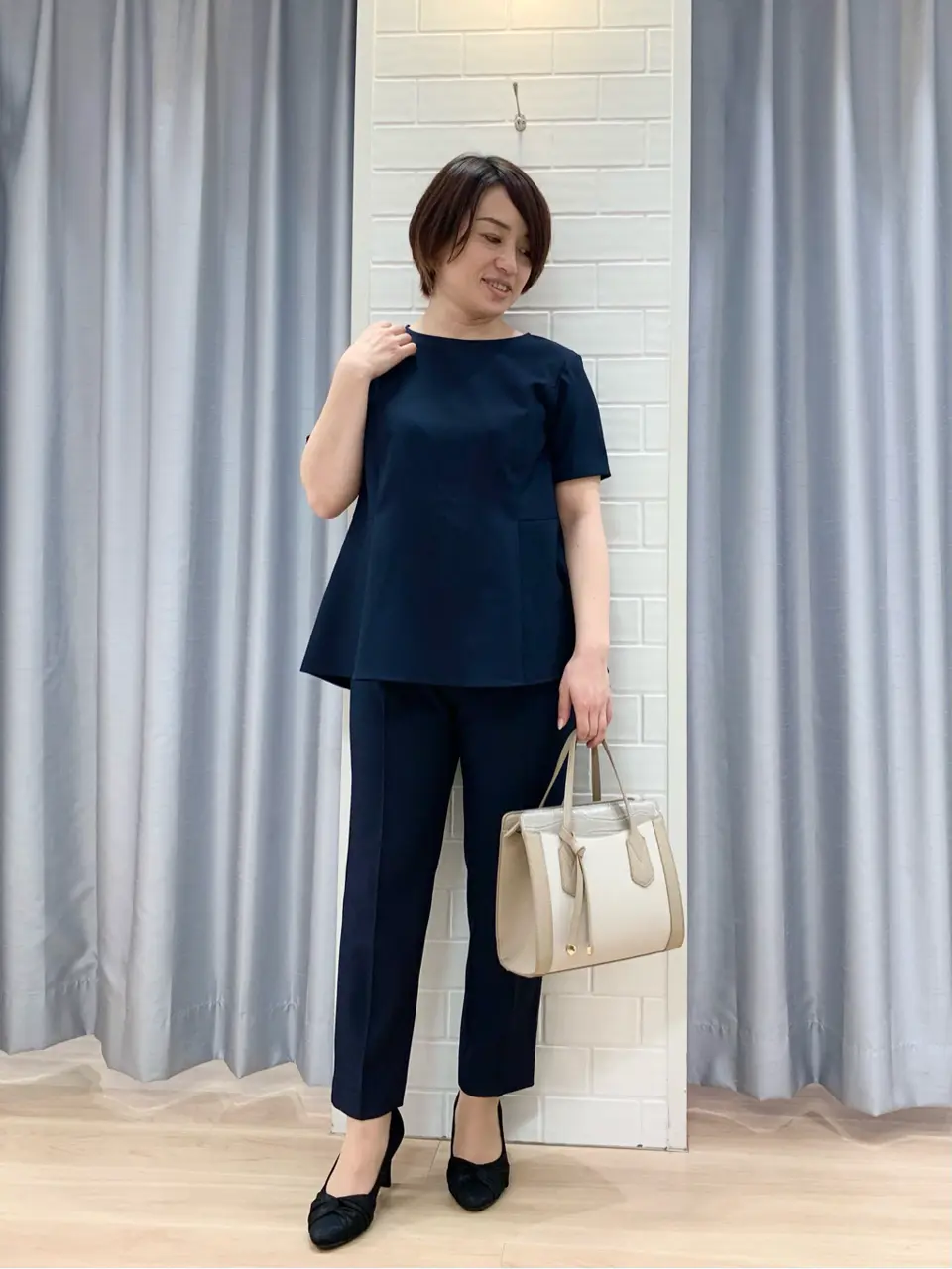 ANY SIS 丸岡 コーディネート画像