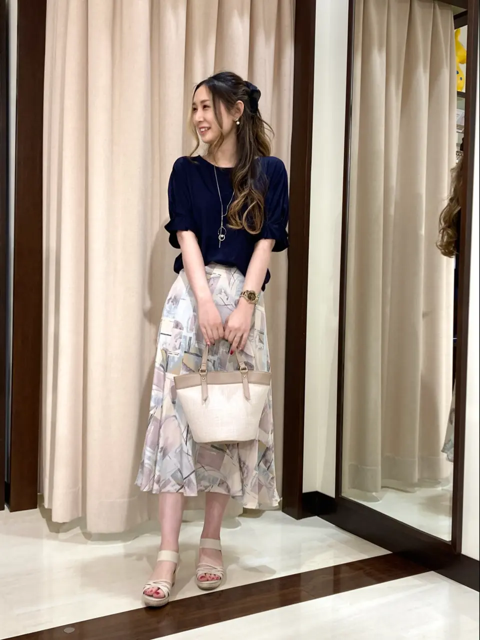 ANY SIS STAFF コーディネート画像