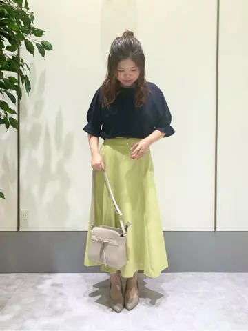 ANY SIS スタッフ コーディネート画像