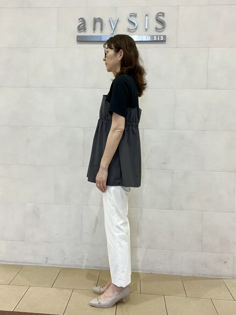 ANY SIS スタッフ コーディネート画像