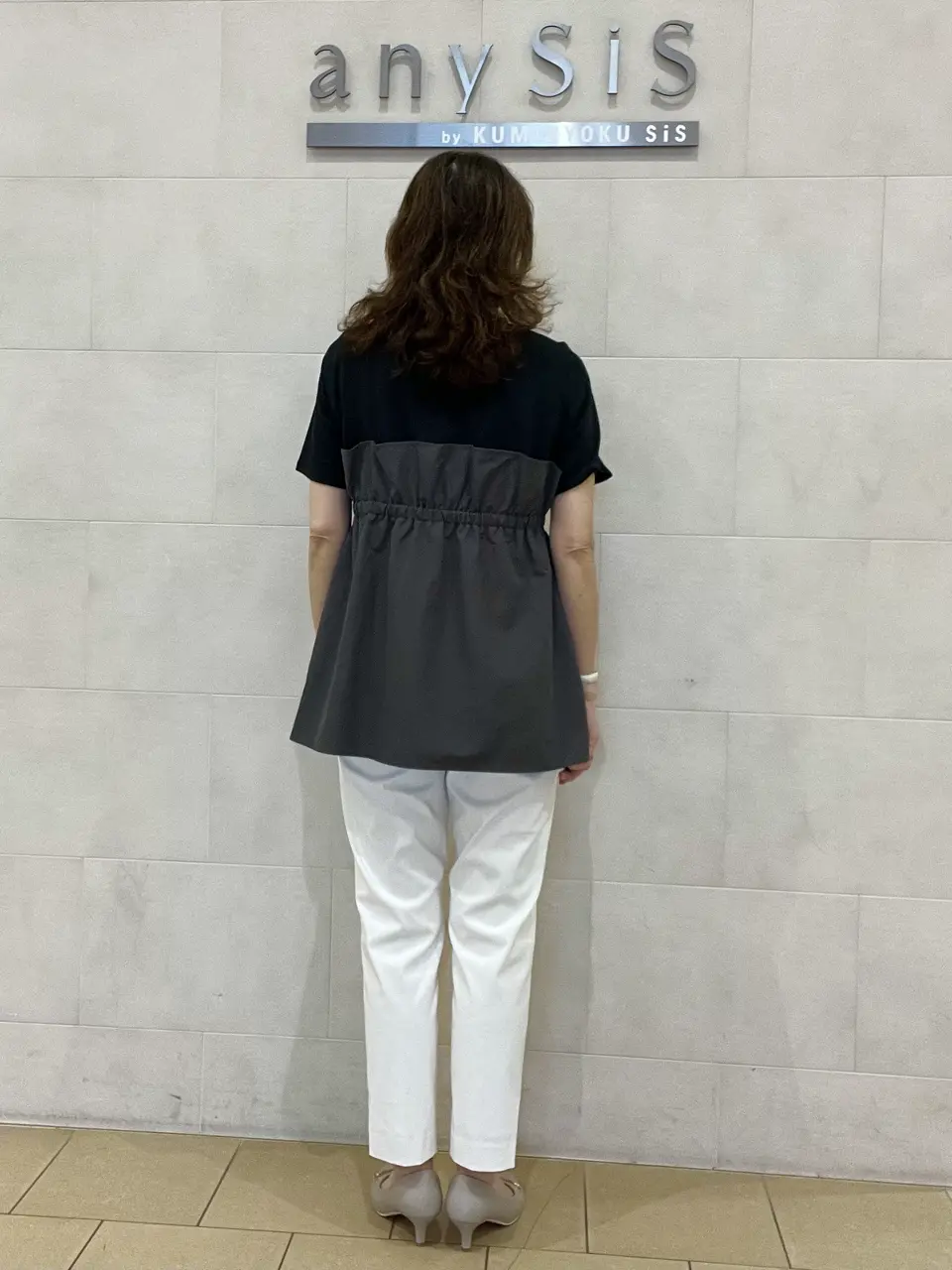 ANY SIS スタッフ コーディネート画像