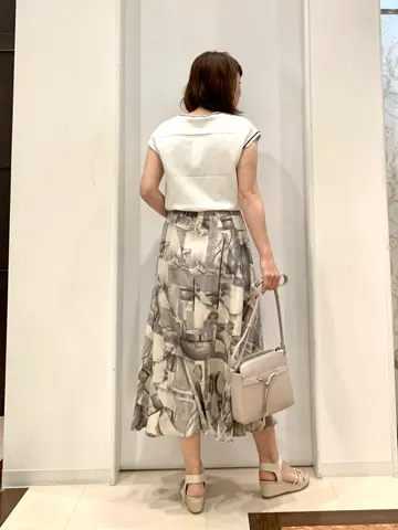 ANY SIS 横田 コーディネート画像