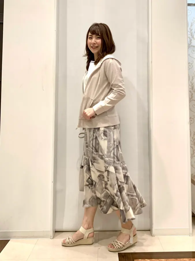 ANY SIS 横田 コーディネート画像