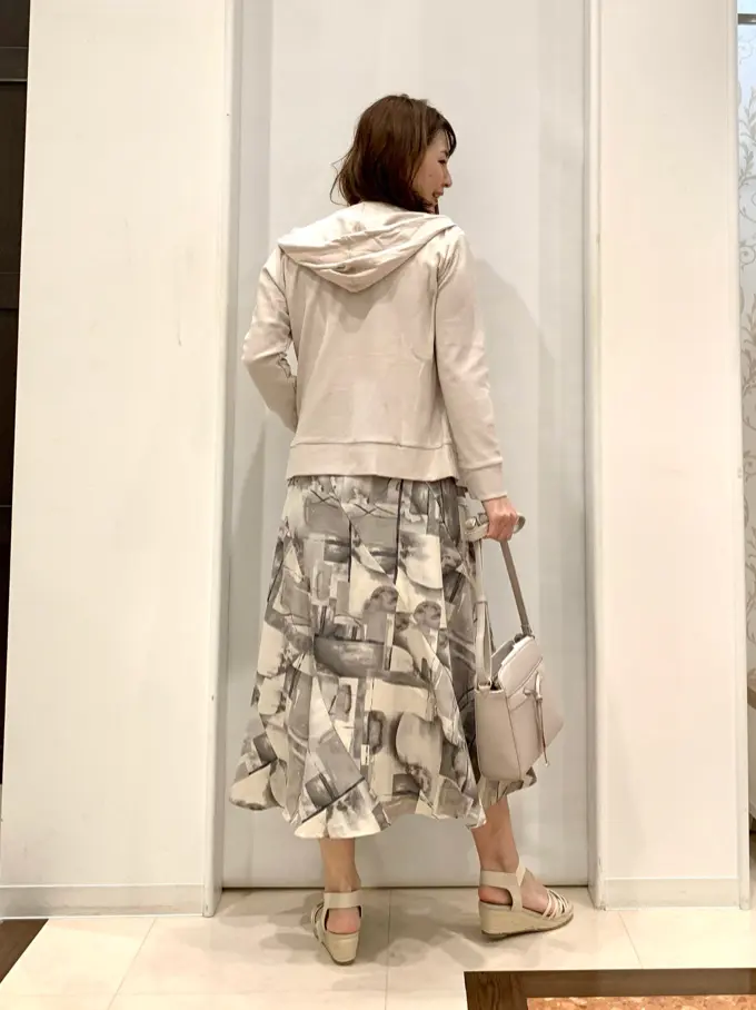 ANY SIS 横田 コーディネート画像