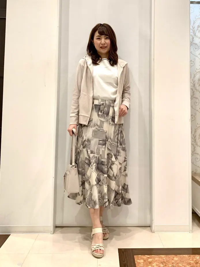 ANY SIS 横田 コーディネート画像