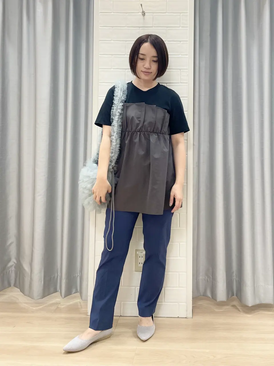 ANY SIS 丸岡 コーディネート画像