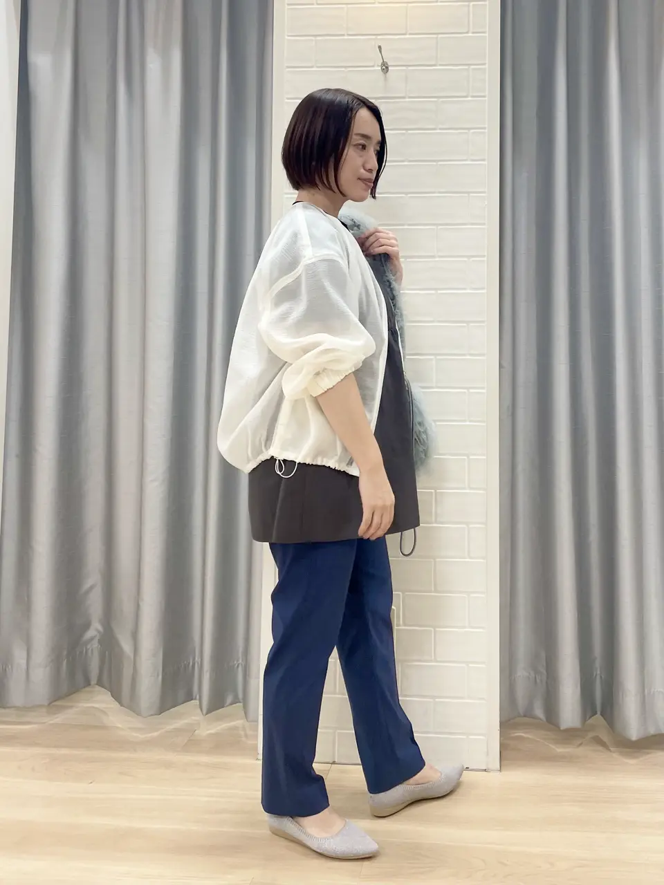 ANY SIS 丸岡 コーディネート画像