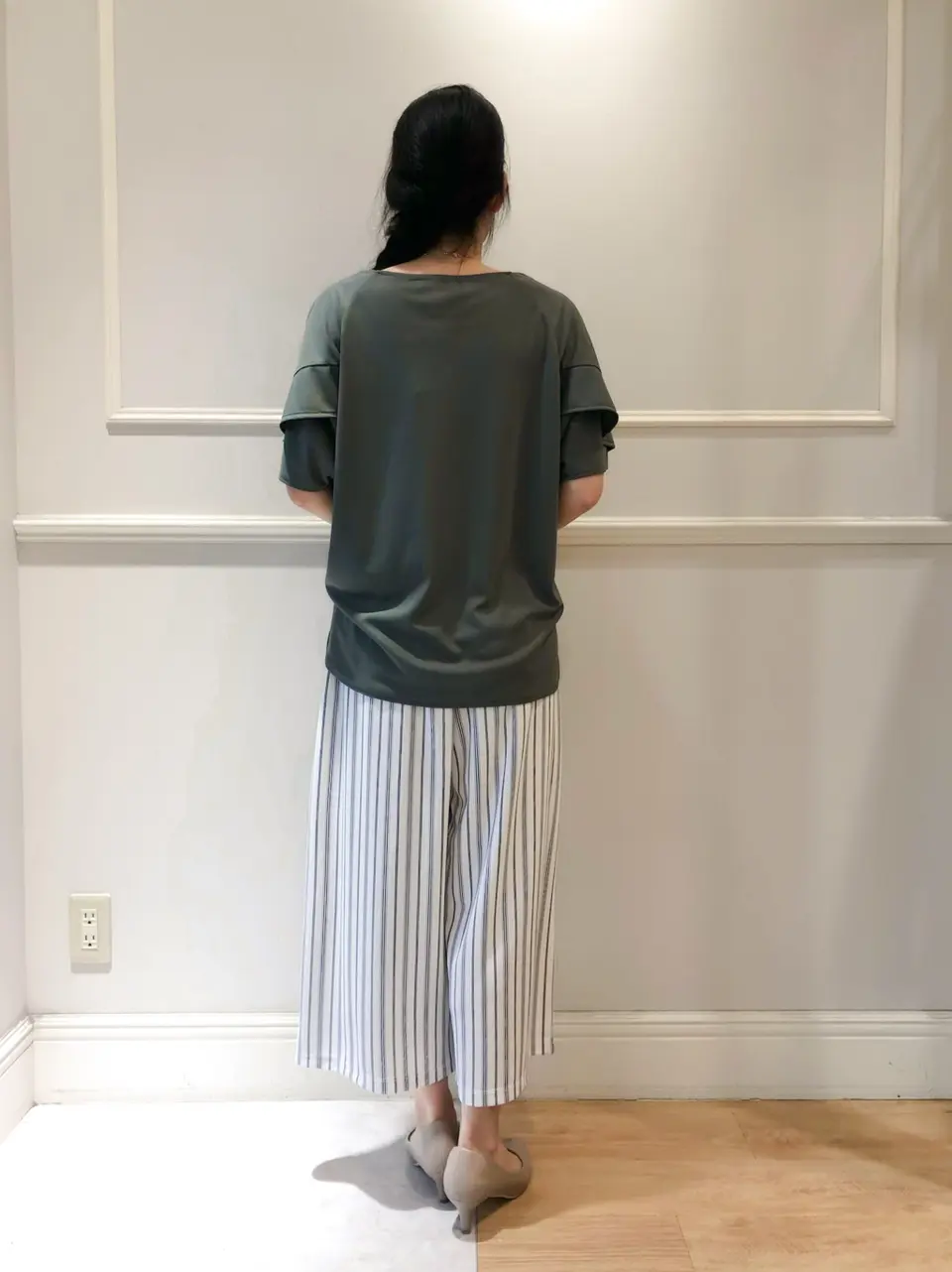 ANY SIS スタッフ コーディネート画像