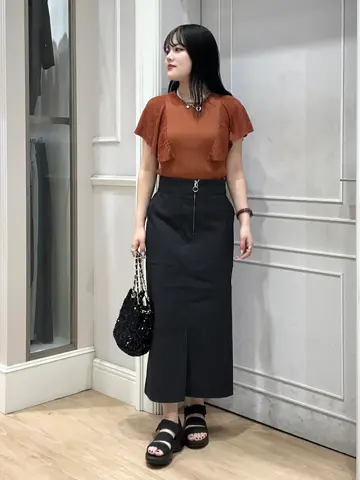 ANY SIS erika コーディネート画像