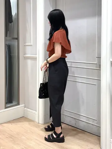 ANY SIS erika コーディネート画像