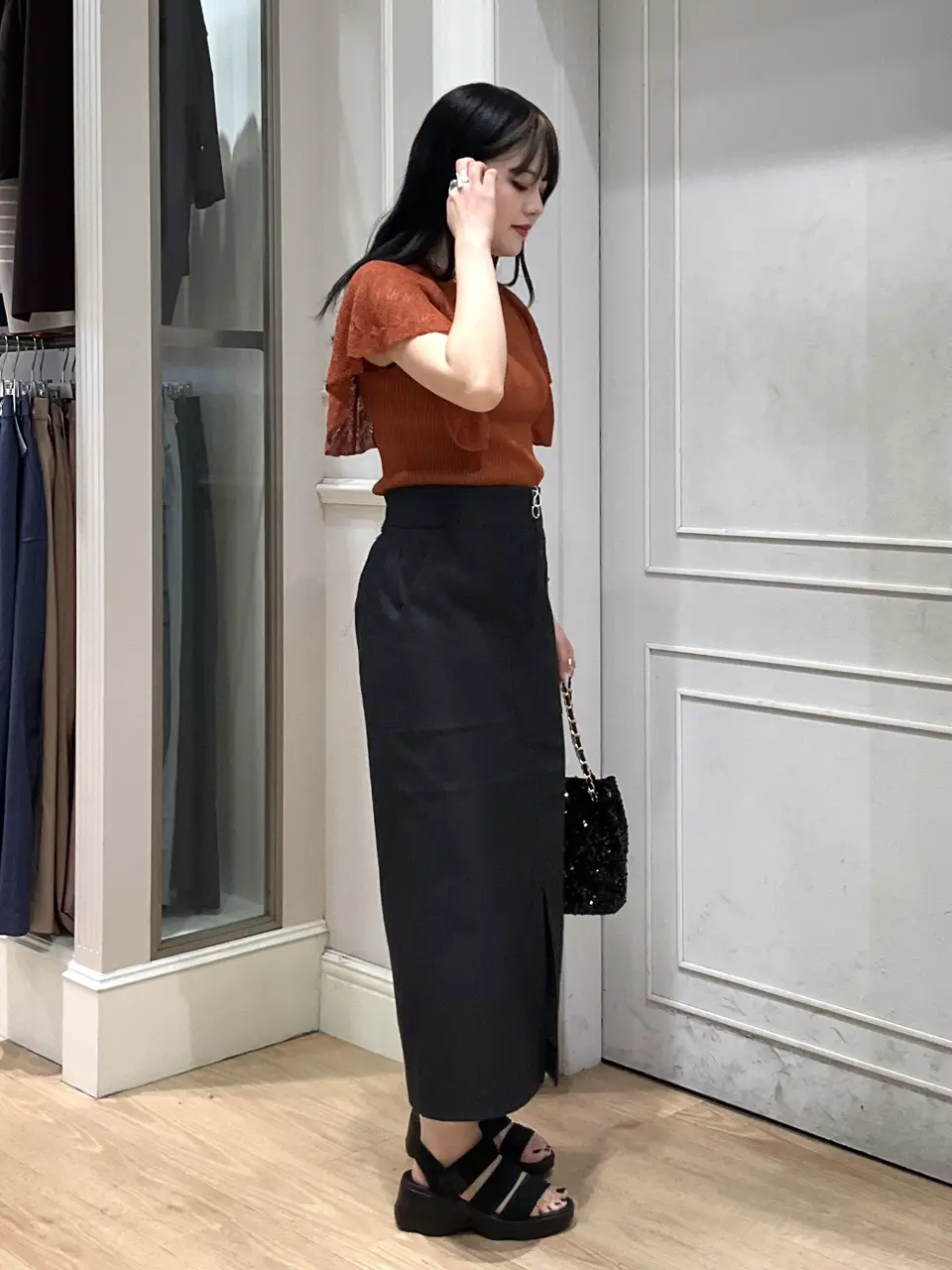 ANY SIS erika コーディネート画像