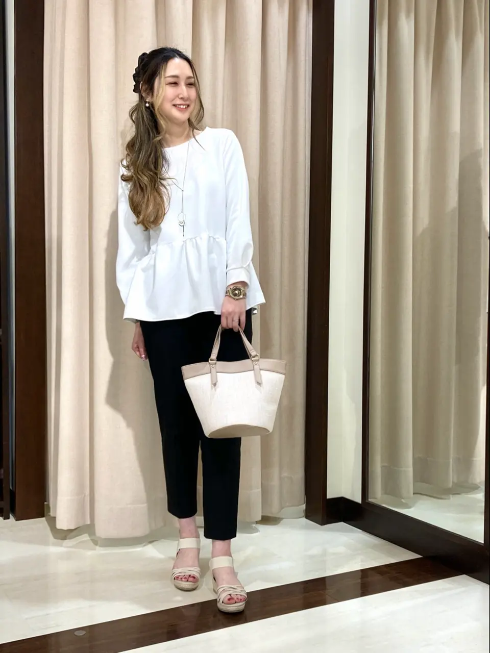 ANY SIS STAFF コーディネート画像