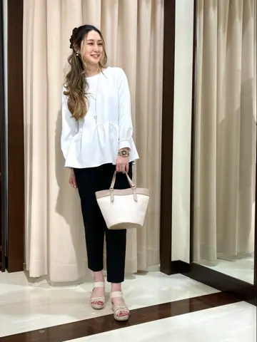 ANY SIS STAFF コーディネート画像