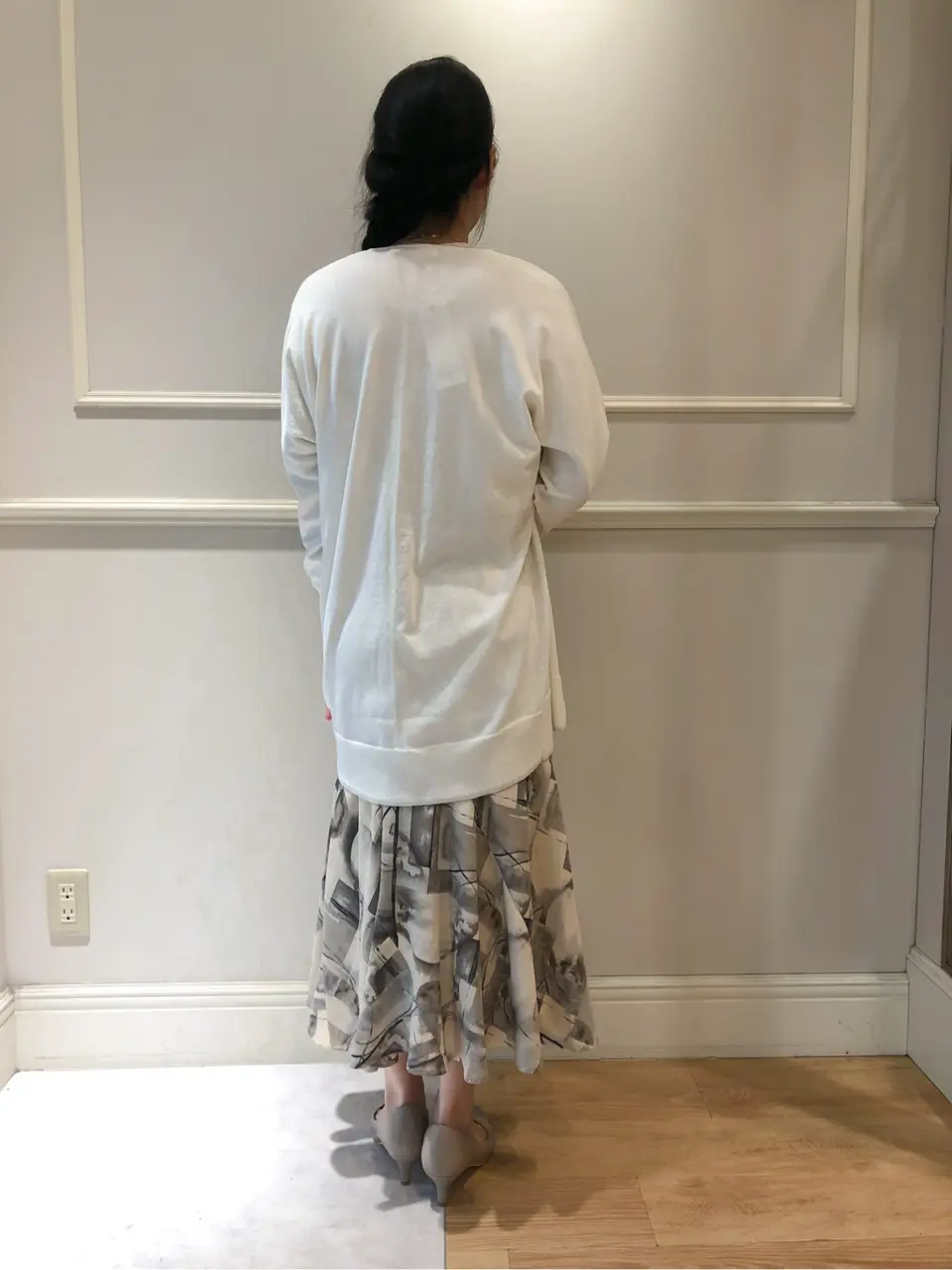 ANY SIS スタッフ コーディネート画像