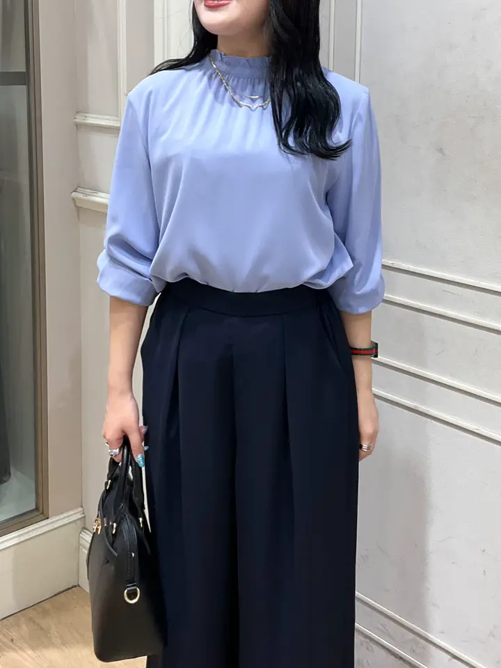 ANY SIS erika コーディネート画像