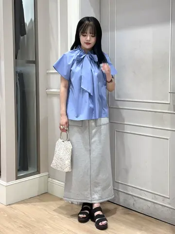 ANY SIS erika コーディネート画像