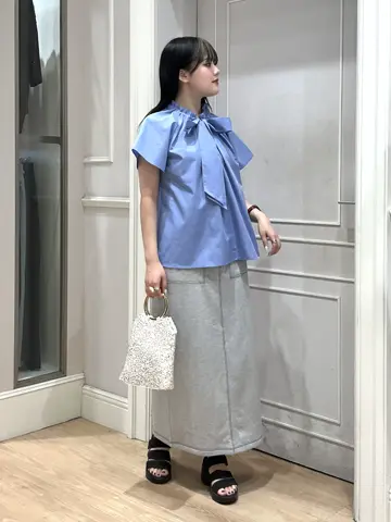 ANY SIS erika コーディネート画像