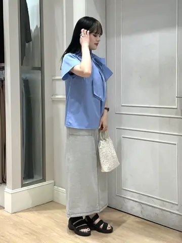 ANY SIS erika コーディネート画像