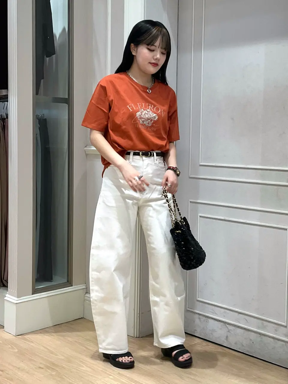 ANY SIS erika コーディネート画像