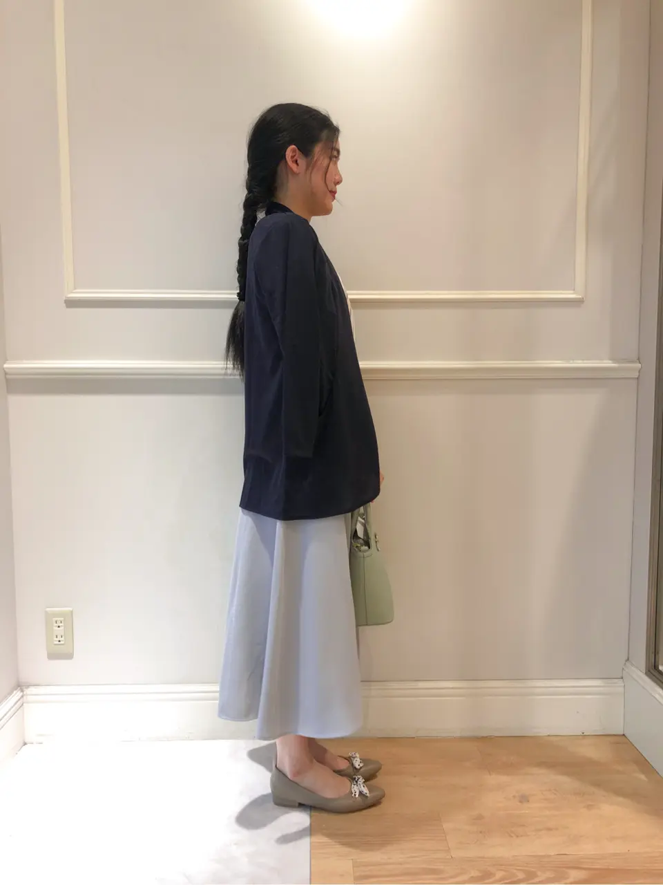 ANY SIS スタッフ コーディネート画像