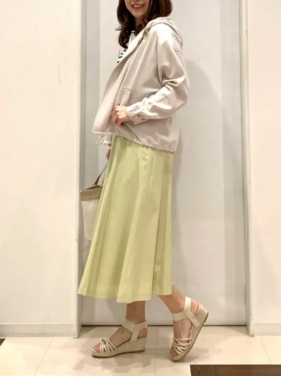 ANY SIS 横田 コーディネート画像