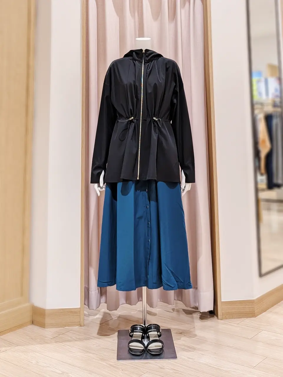 ANY SIS 岩田 コーディネート画像